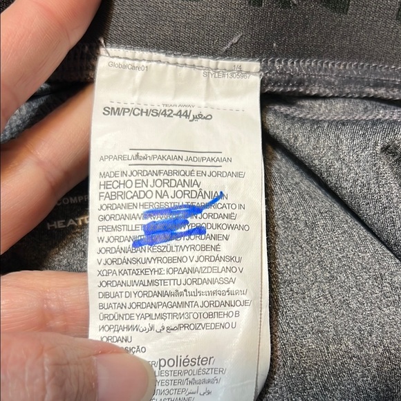 Under Armour Gray and Green Athletic Leggings - Picture 6 of 6